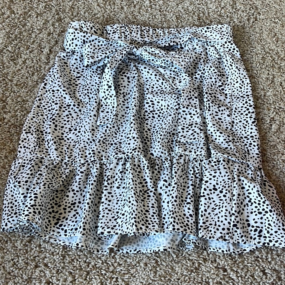 Women’s skirt black and white polka dot